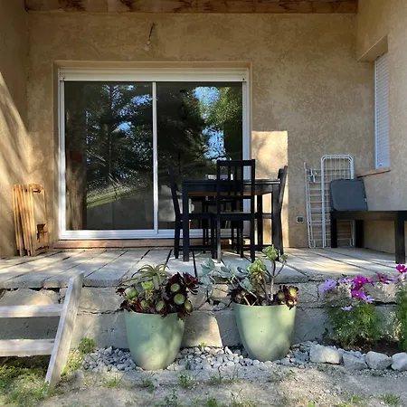 Location Rez De Jardin A 瑟洛内